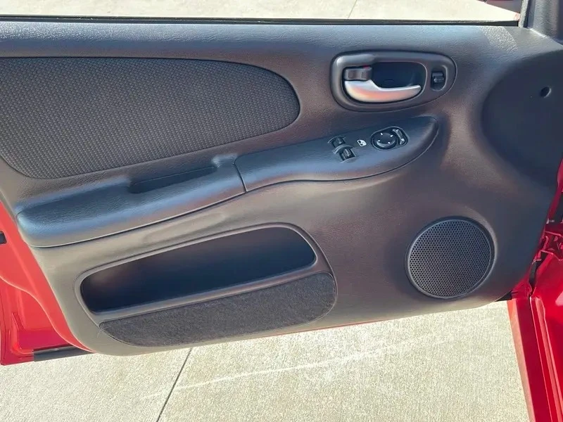 2004 Dodge Neon SRT-4 - Image 26 of 31
