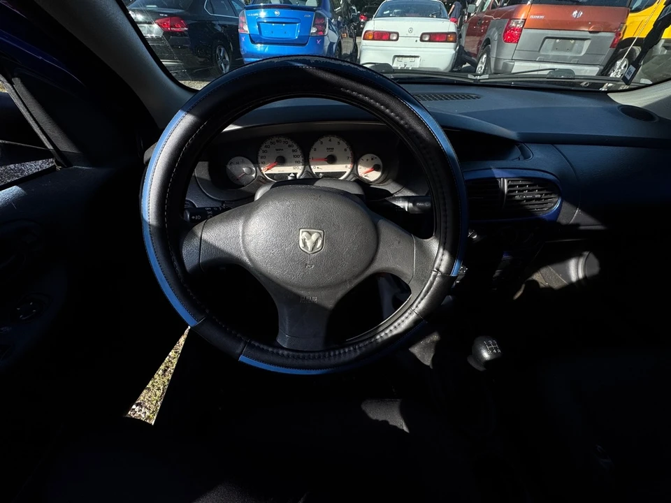 2004 Dodge Neon - Image 8 of 12