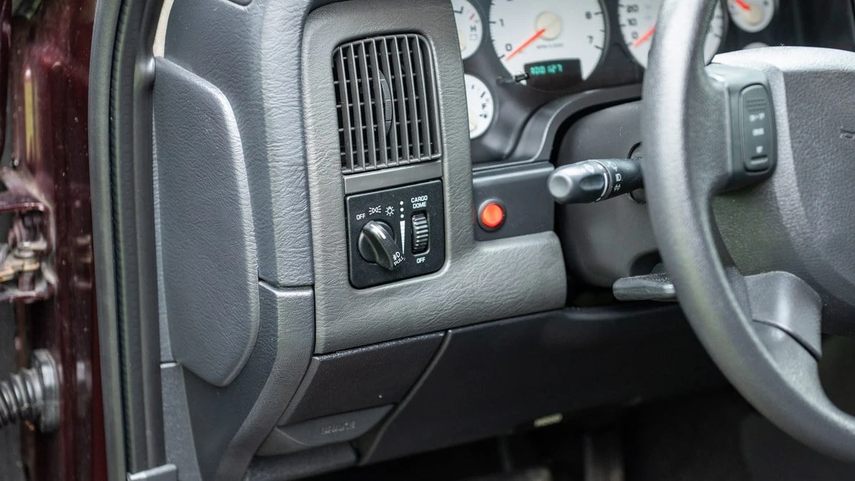 2004 Dodge Ram 3rd Gen - Image 15 of 30