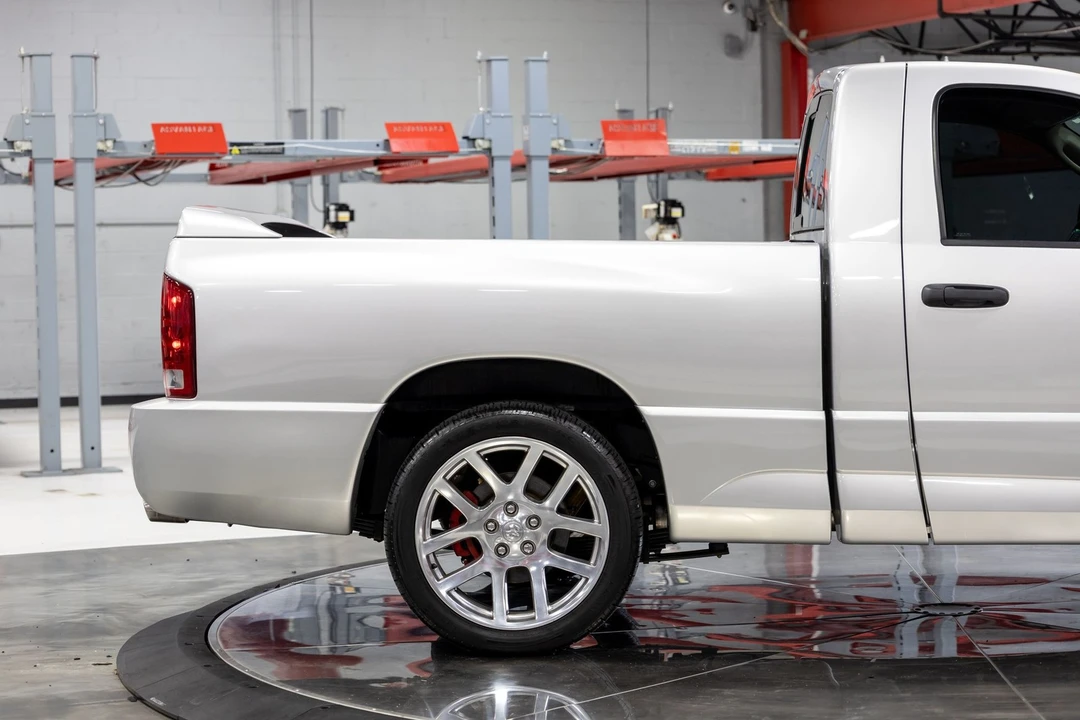 2004 Dodge Ram SRT-10 3rd Gen - Image 22 of 31