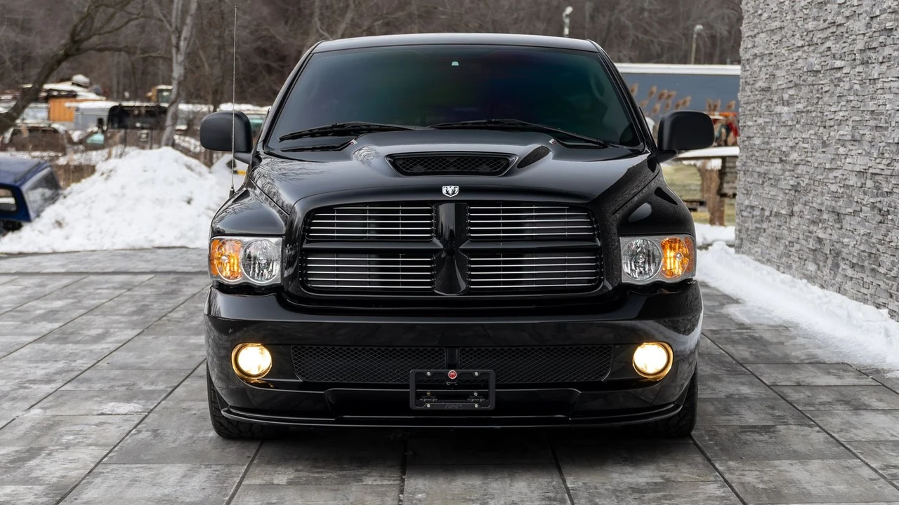 2004 Dodge Ram SRT-10 3rd Gen - Image 9 of 21