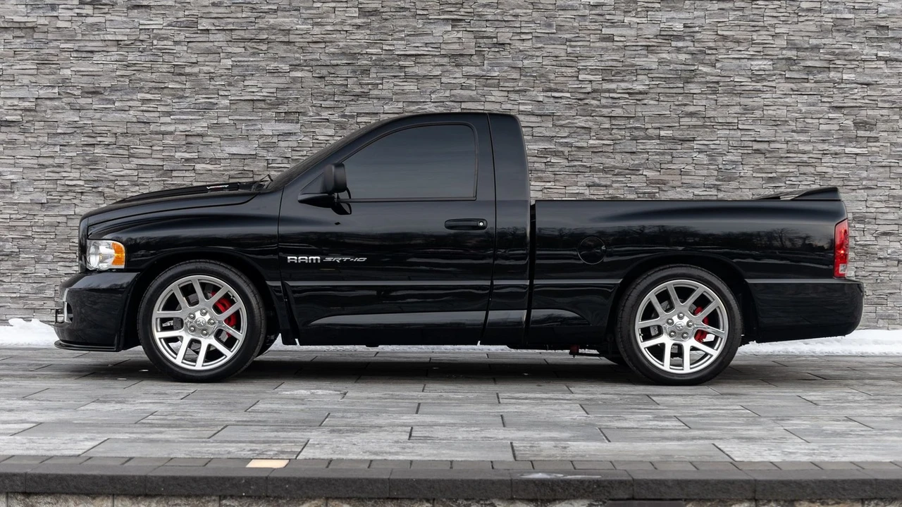 2004 Dodge Ram SRT-10 3rd Gen - Image 15 of 21