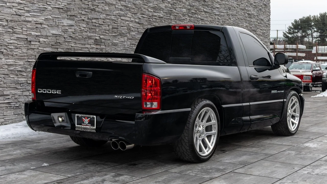 2004 Dodge Ram SRT-10 3rd Gen - Image 13 of 21