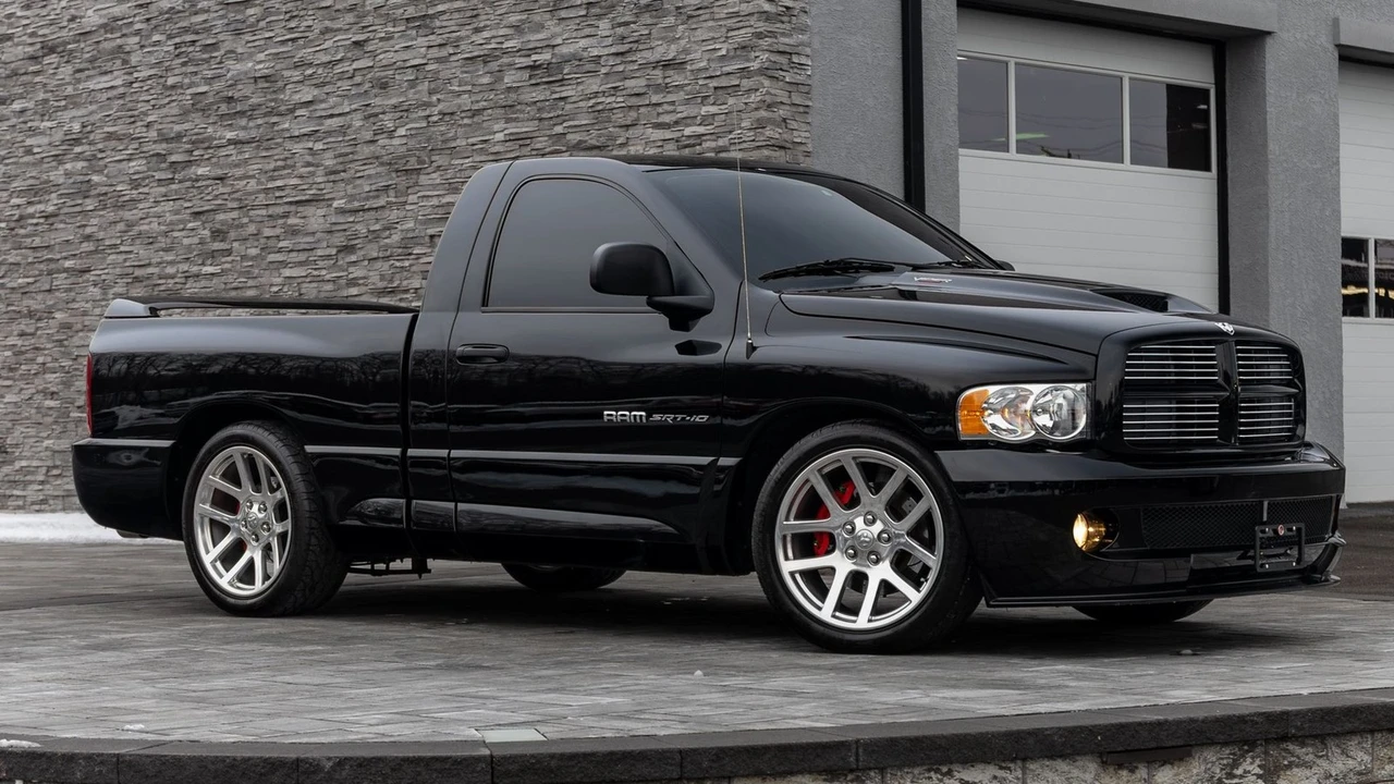 2004 Dodge Ram SRT-10 3rd Gen - Image 2 of 21