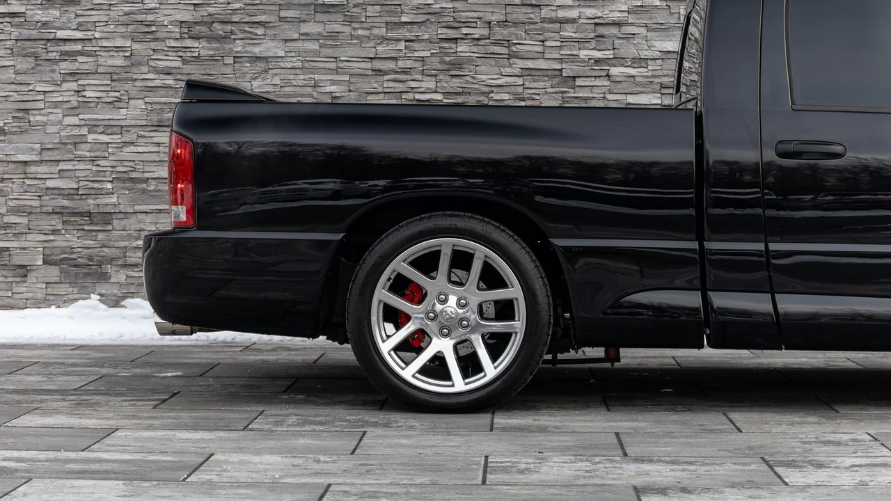 2004 Dodge Ram SRT-10 3rd Gen - Image 8 of 21