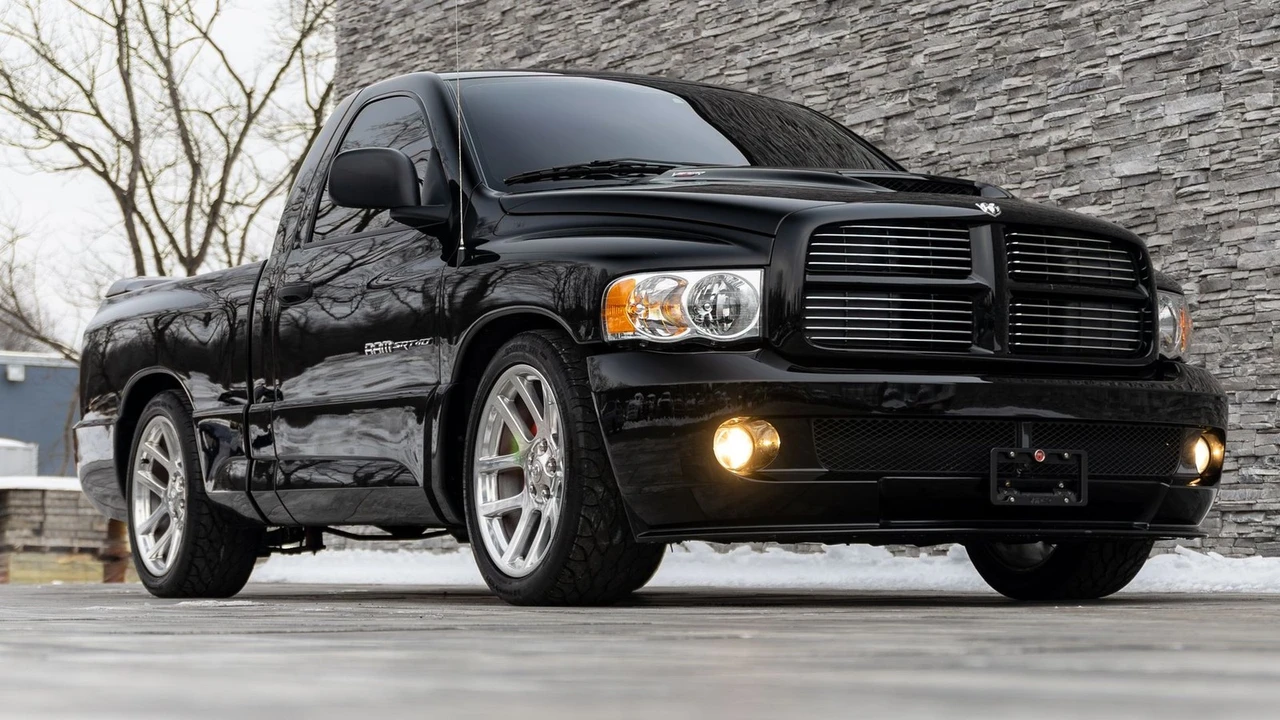 2004 Dodge Ram SRT-10 3rd Gen - Image 11 of 21
