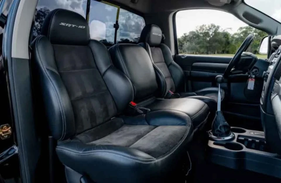 2004 Dodge Ram SRT-10 3rd Gen - Image 11 of 12