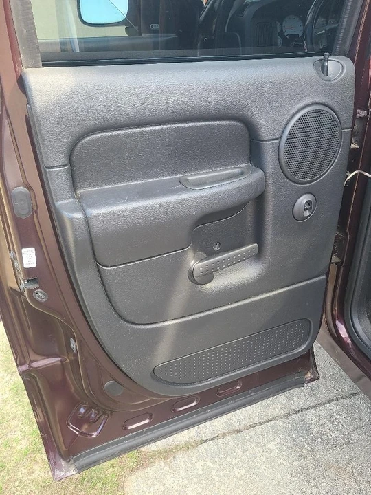 2004 Dodge Ram 3rd Gen - Image 6 of 12