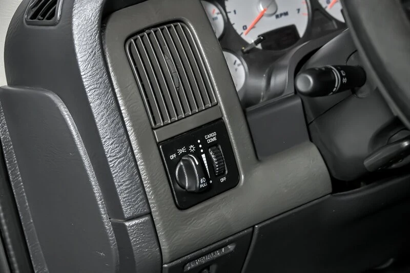 2004 Dodge Ram SRT-10 3rd Gen - Image 27 of 31