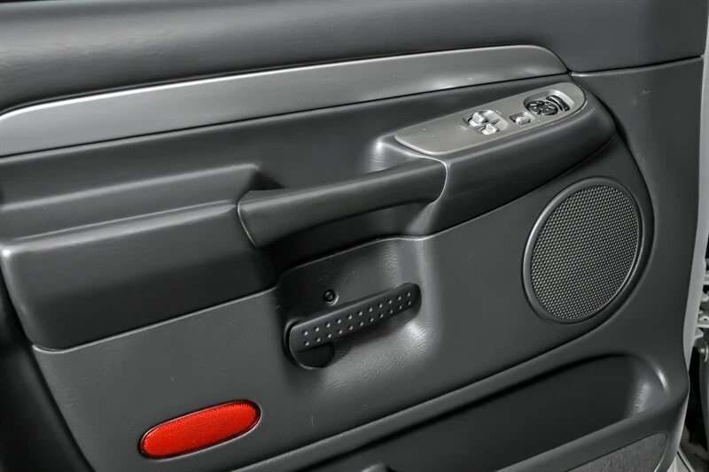 2004 Dodge Ram SRT-10 3rd Gen - Image 20 of 31