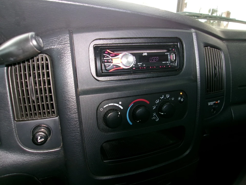 2004 Dodge Ram 3rd Gen - Image 17 of 19