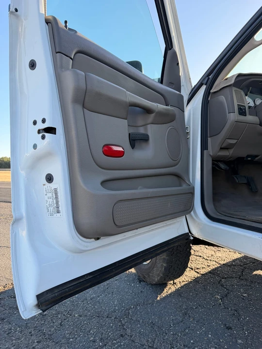2004 Dodge Ram 3rd Gen - Image 25 of 31