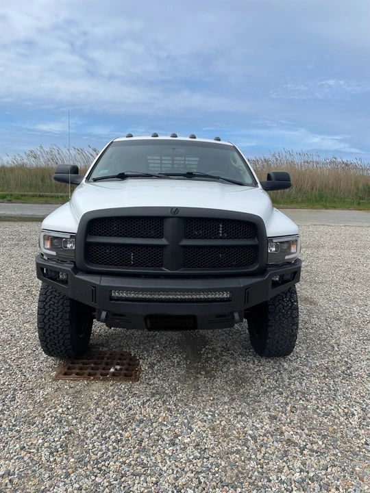 2004 Dodge Ram 3rd Gen - Image 2 of 21