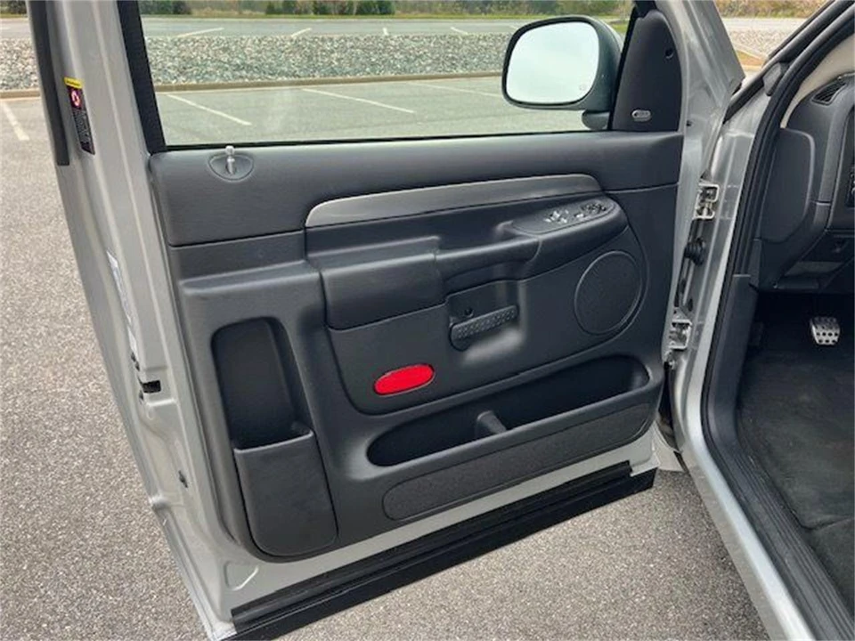 2004 Dodge Ram 3rd Gen - Image 18 of 28