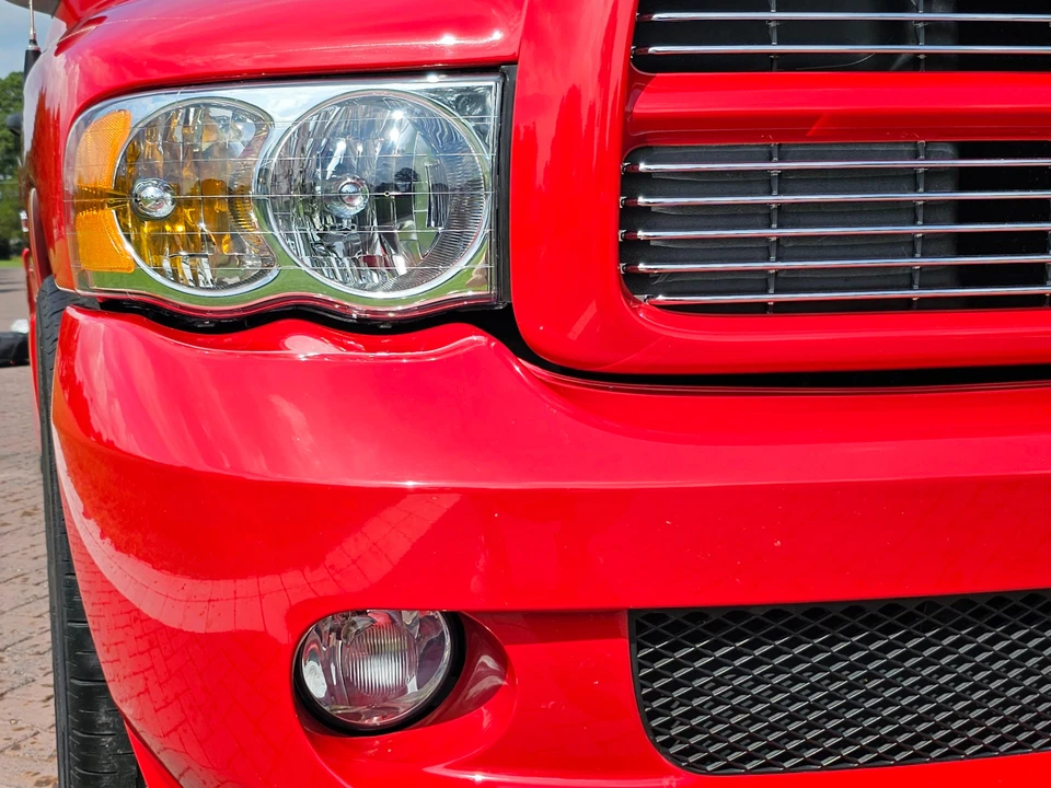 2004 Dodge Ram SRT-10 3rd Gen - Image 12 of 31