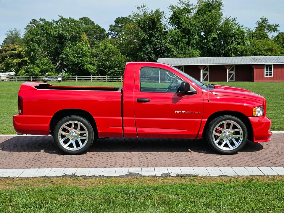 2004 Dodge Ram SRT-10 3rd Gen - Image 9 of 31