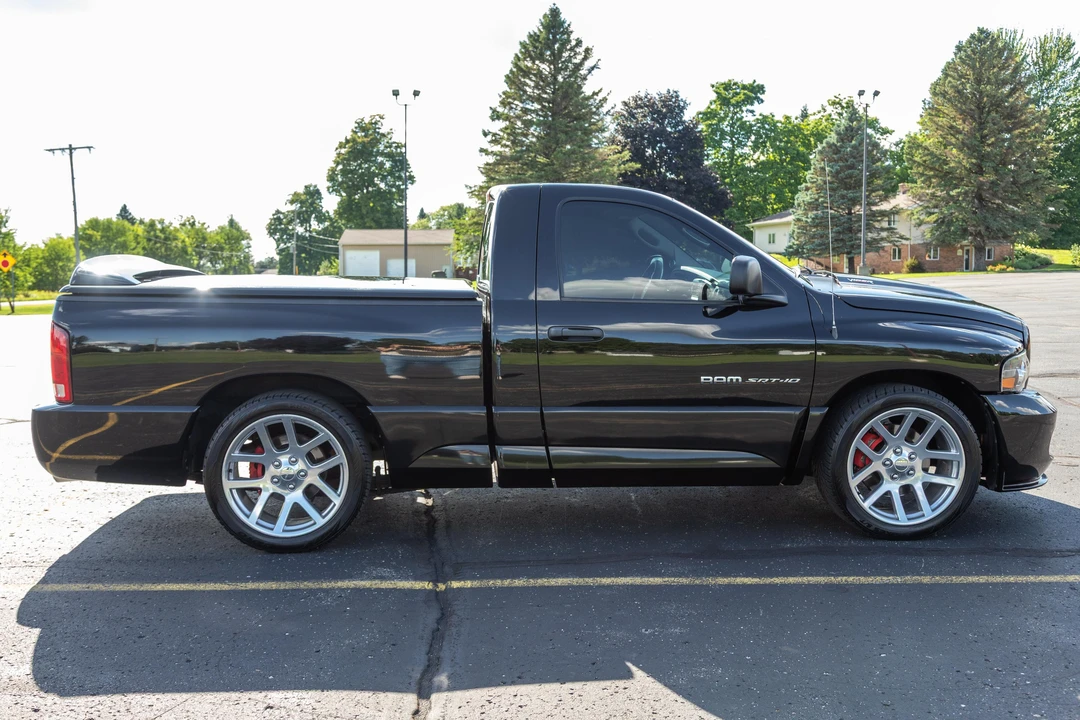 2004 Dodge Ram SRT-10 3rd Gen - Image 9 of 31