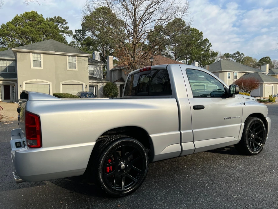 2004 Dodge Ram SRT-10 3rd Gen - Image 9 of 31