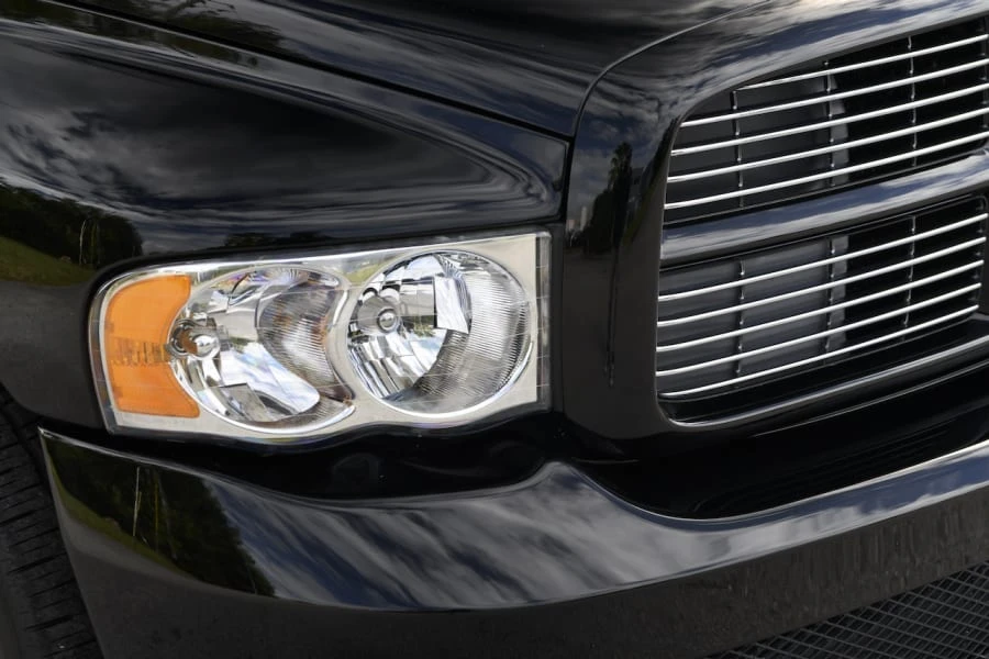 2004 Dodge Ram SRT-10 3rd Gen - Image 9 of 15