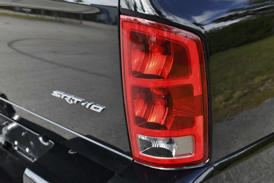 2004 Dodge Ram SRT-10 3rd Gen - Image 10 of 15