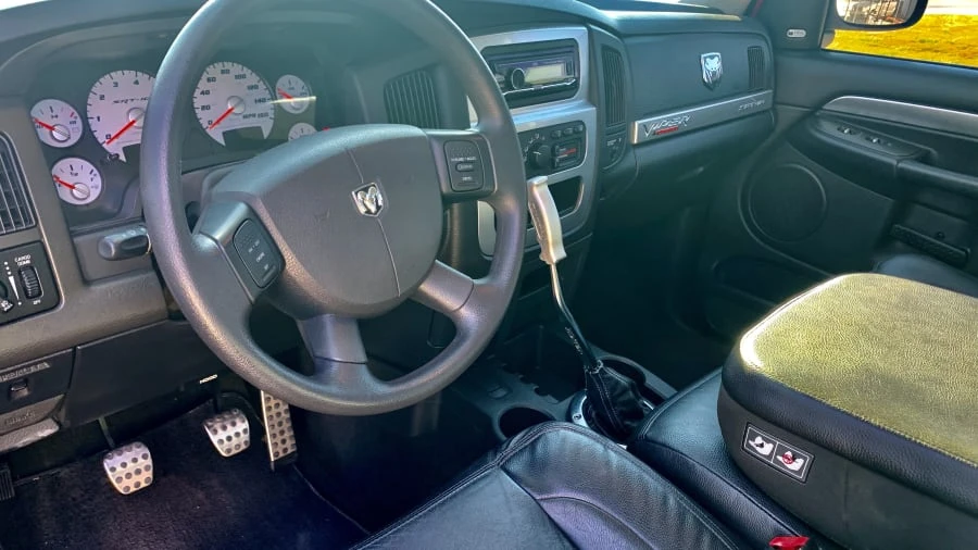 2004 Dodge Ram SRT-10 3rd Gen - Image 3 of 4