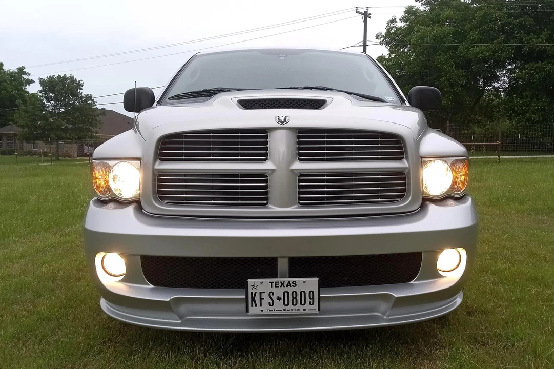 2004 Dodge Ram SRT-10 3rd Gen - Image 2 of 31