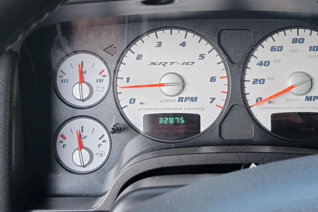 2004 Dodge Ram SRT-10 3rd Gen - Image 27 of 31