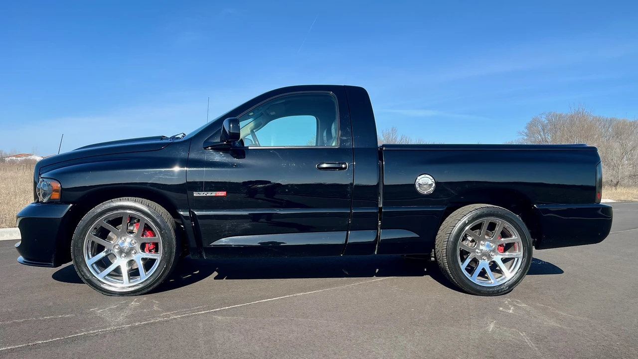 2004 Dodge Ram SRT-10 3rd Gen - Image 15 of 31