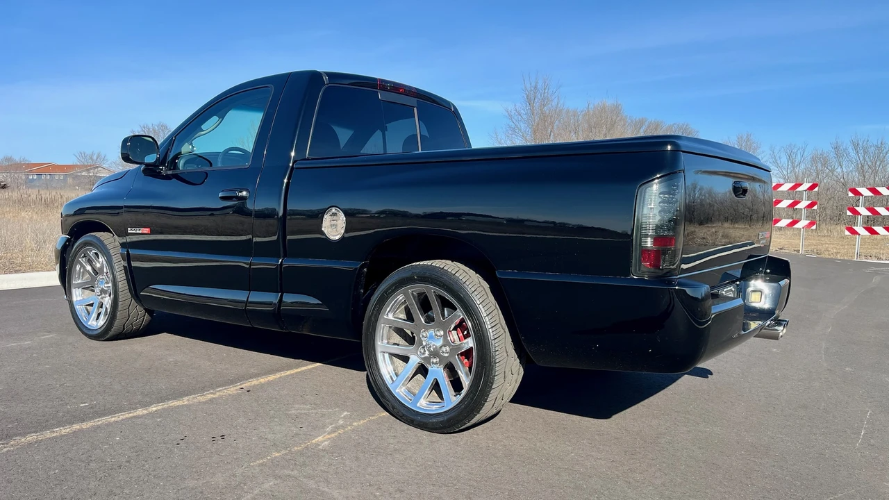 2004 Dodge Ram SRT-10 3rd Gen - Image 14 of 31