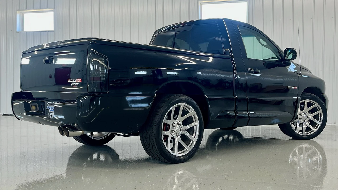 2004 Dodge Ram SRT-10 3rd Gen - Image 5 of 31