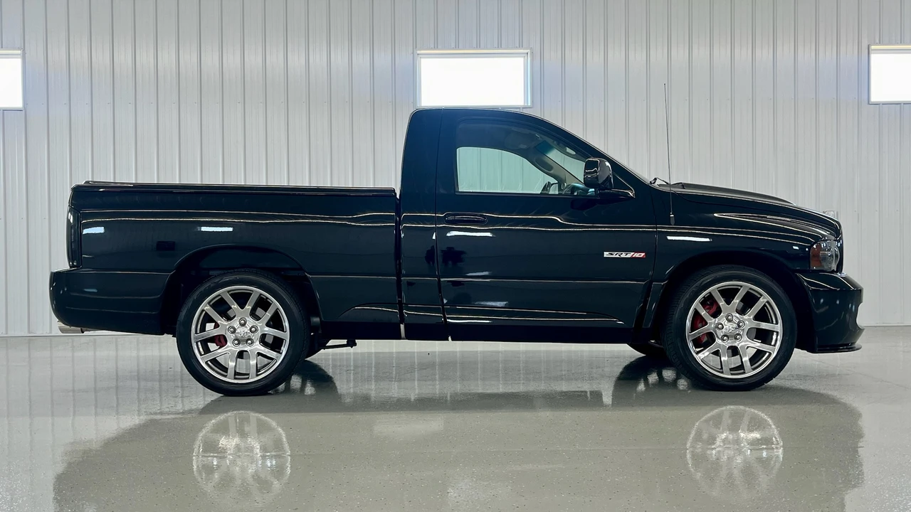 2004 Dodge Ram SRT-10 3rd Gen - Image 4 of 31