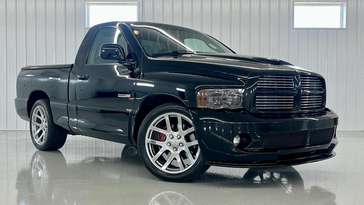2004 Dodge Ram SRT-10 3rd Gen - Image 3 of 31