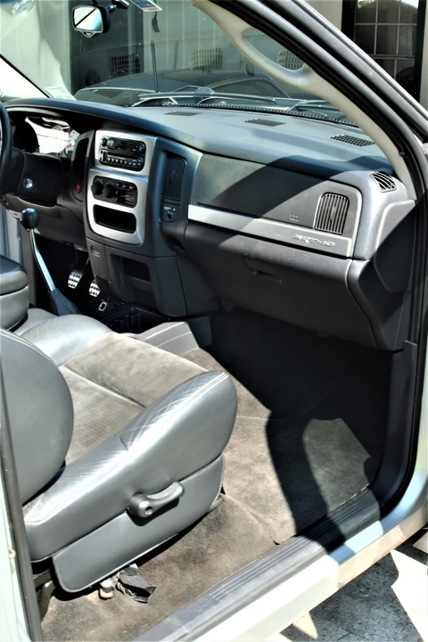 2004 Dodge Ram SRT-10 3rd Gen - Image 13 of 31