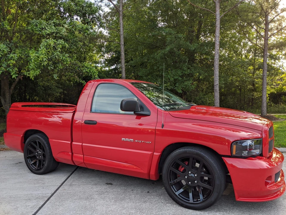 2004 Dodge Ram SRT-10 3rd Gen - Image 2 of 31