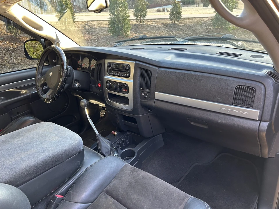 2004 Dodge Ram SRT-10 3rd Gen - Image 25 of 31
