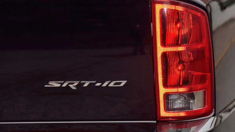 2004 Dodge Ram SRT-10 3rd Gen - Image 16 of 27