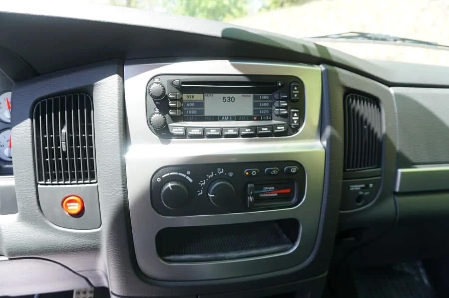 2004 Dodge Ram SRT-10 3rd Gen - Image 22 of 31