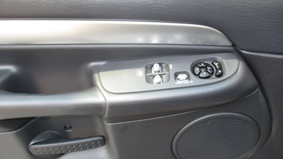 2004 Dodge Ram SRT-10 3rd Gen - Image 6 of 17