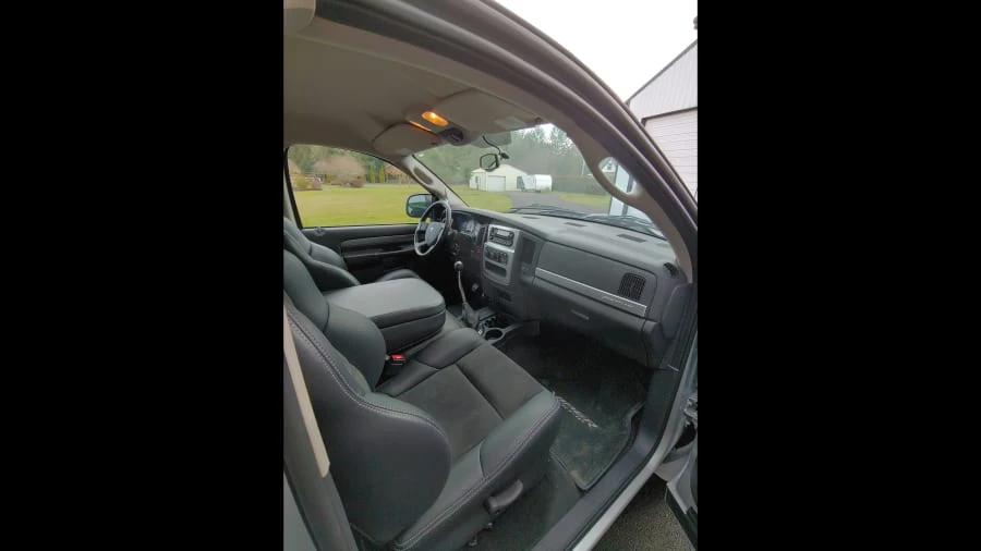 2004 Dodge Ram SRT-10 3rd Gen - Image 3 of 6