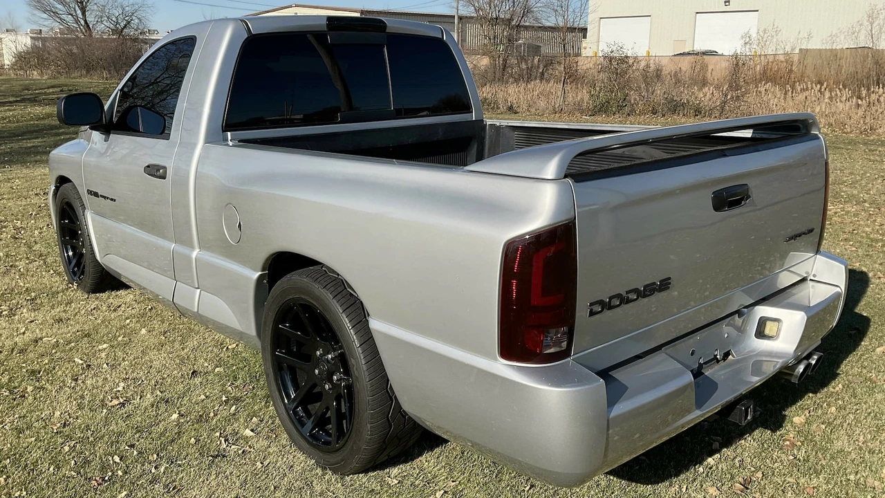 2004 Dodge Ram SRT-10 3rd Gen - Image 3 of 14