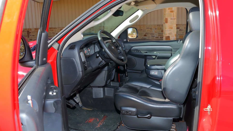 2004 Dodge Ram SRT-10 3rd Gen - Image 4 of 12