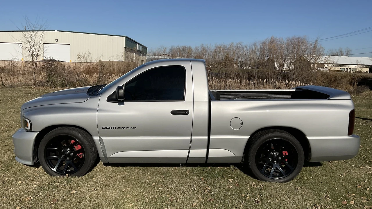 2004 Dodge Ram SRT-10 3rd Gen - Image 2 of 14