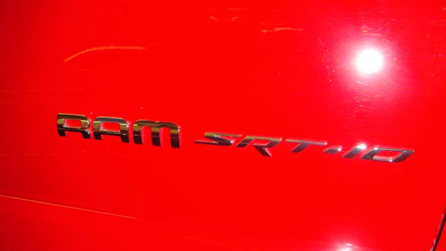 2004 Dodge Ram SRT-10 3rd Gen - Image 8 of 11