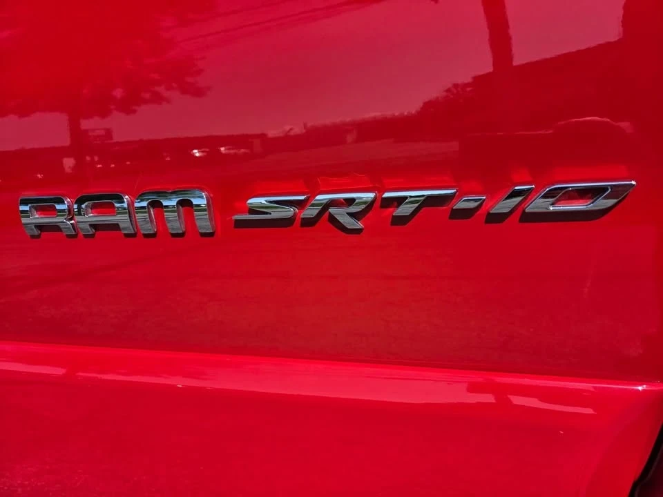 2004 Dodge Viper - Image 13 of 20