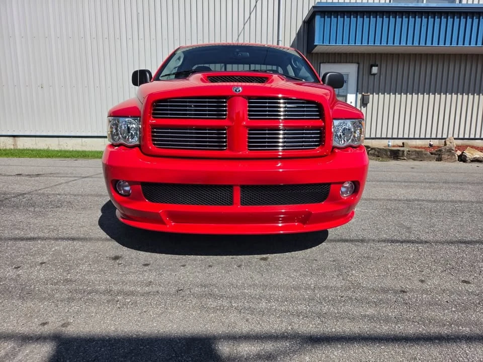 2004 Dodge Viper - Image 15 of 20