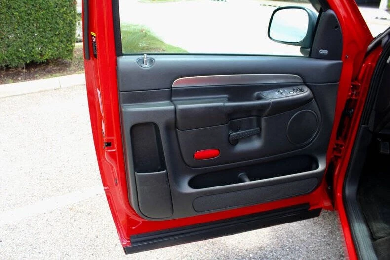 2004 Dodge Ram SRT-10 3rd Gen - Image 30 of 31