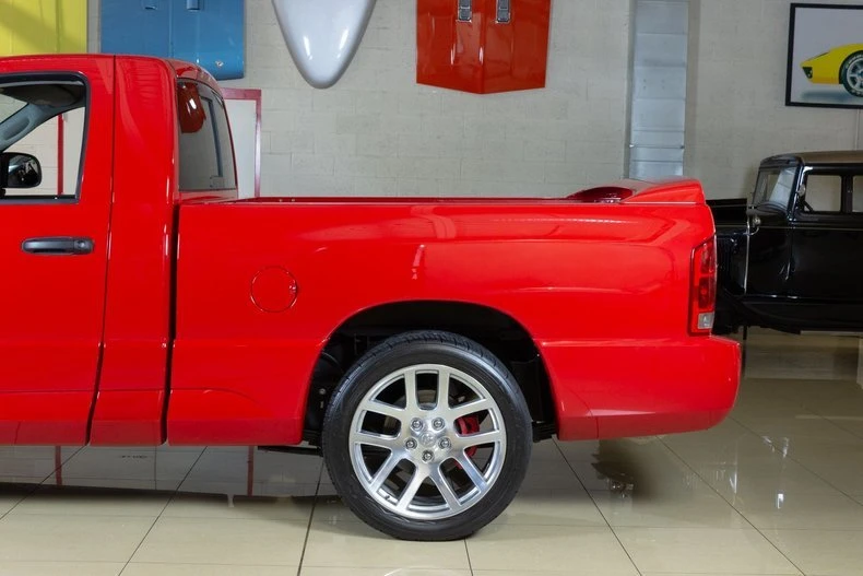 2004 Dodge Viper 3rd Gen - Image 5 of 20