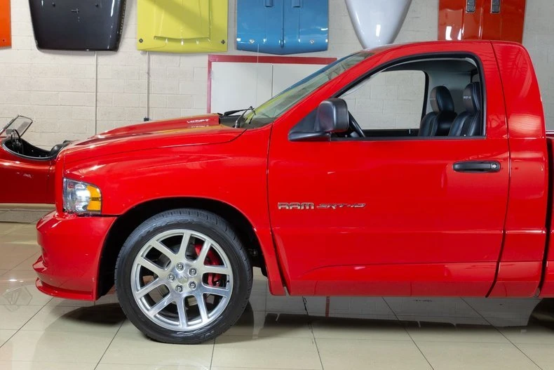 2004 Dodge Viper 3rd Gen - Image 4 of 20