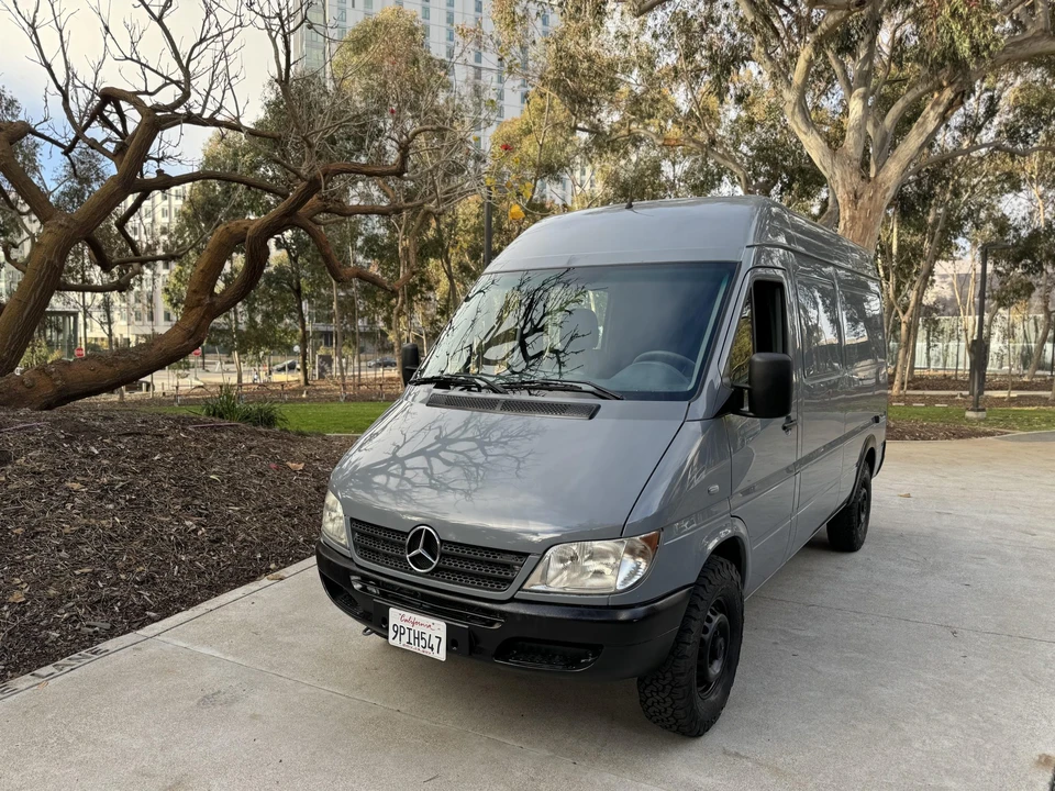 2004 Mercedes-Benz T1N Sprinter - Image 8 of 31