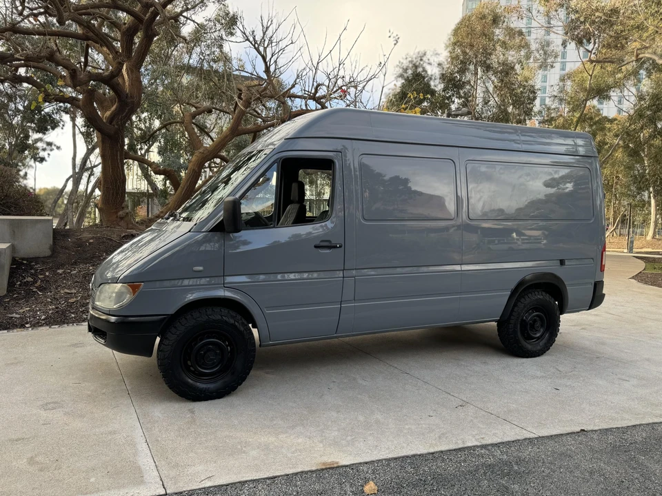2004 Mercedes-Benz T1N Sprinter - Image 2 of 31
